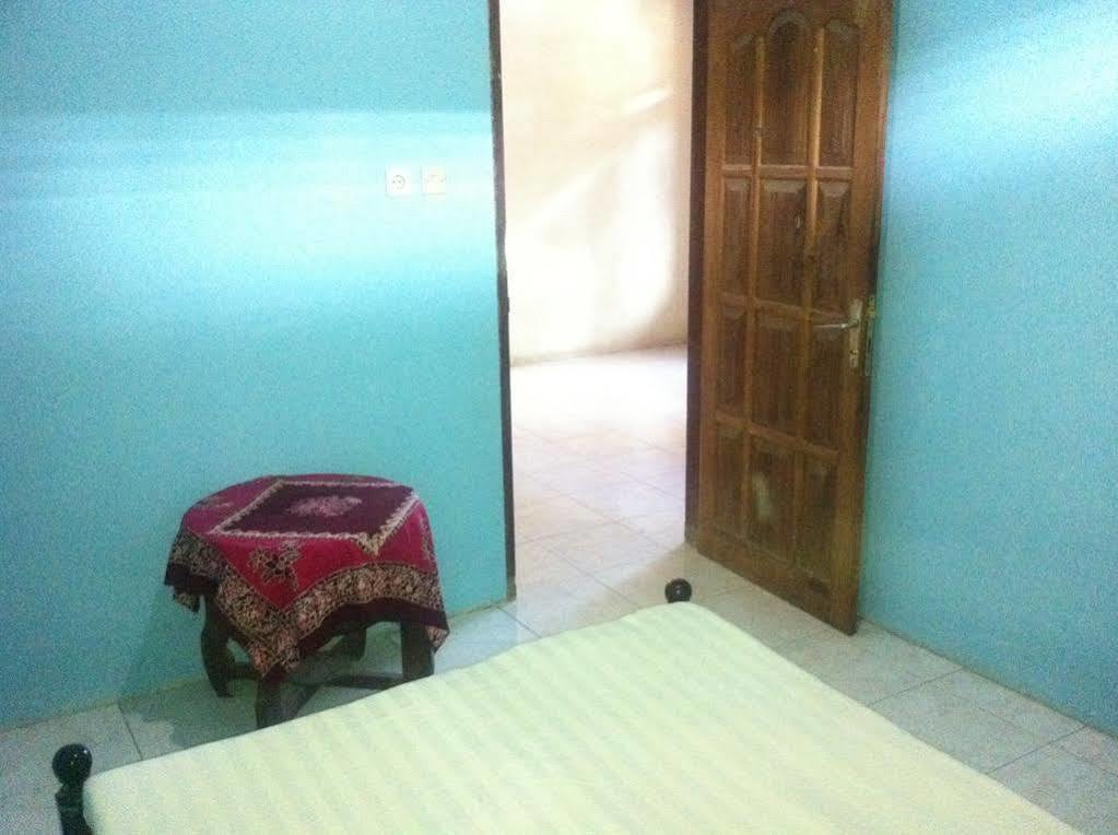 The New Orlinds Guest House Wonosari Extérieur photo